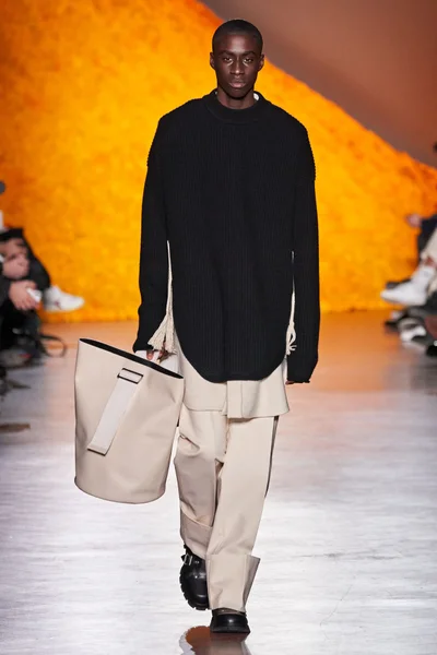 Look 22